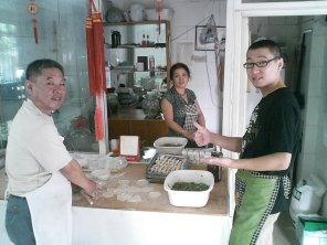 Hu Guolin, Du Ya Shen, He Jia Ing en Sichuan, China